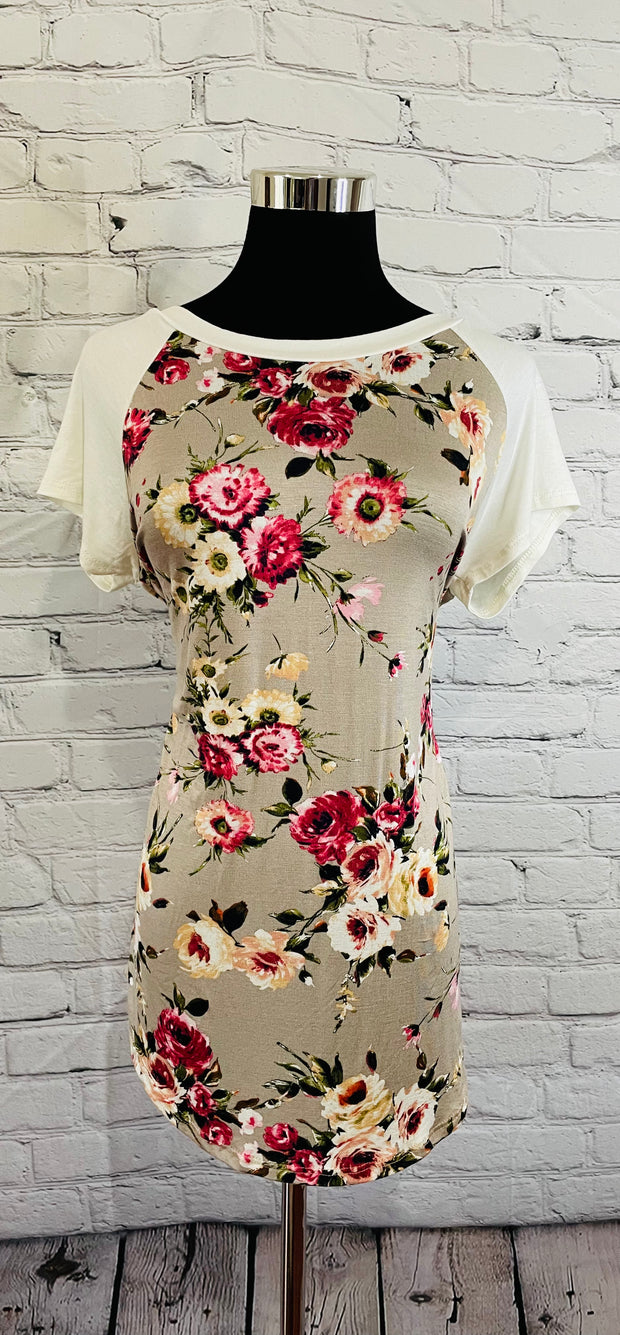 ACTING PRO Floral Top
